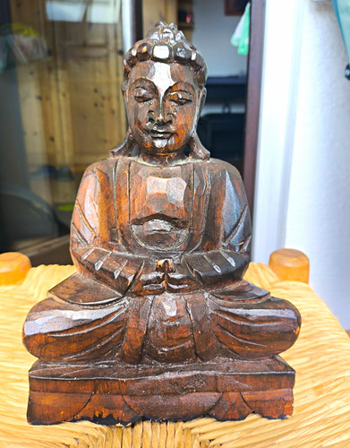 Handgeschnitzte holz buddha - handgeschnitzte,
